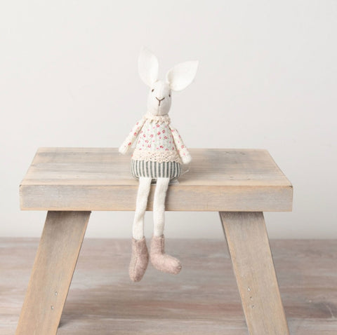 Sitting Rabbit